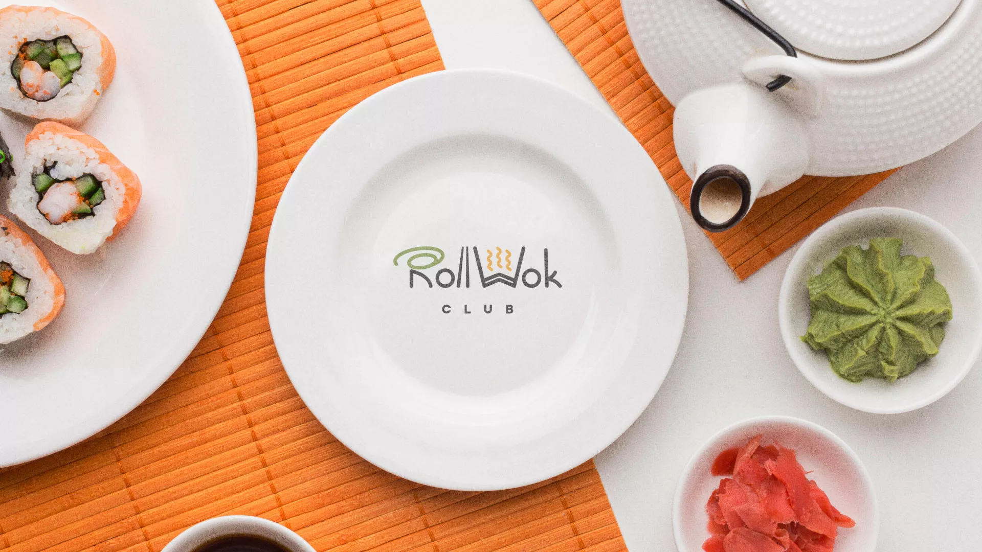 Разработка логотипа и фирменного стиля в Пучеже для суши-бара «Roll Wok Club»